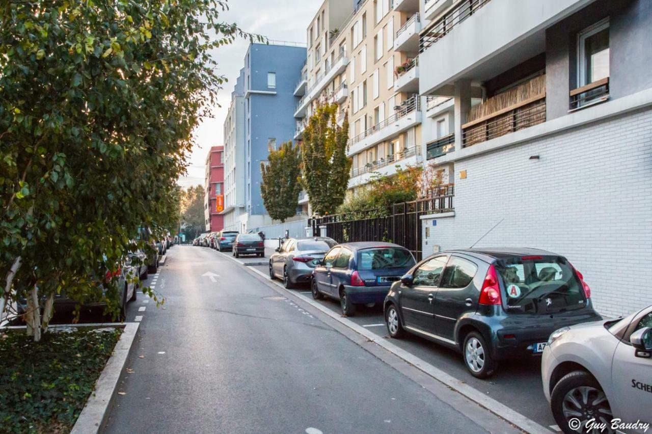 Chic Apart With Bar In Paris Saint-Denis  Bagian luar foto